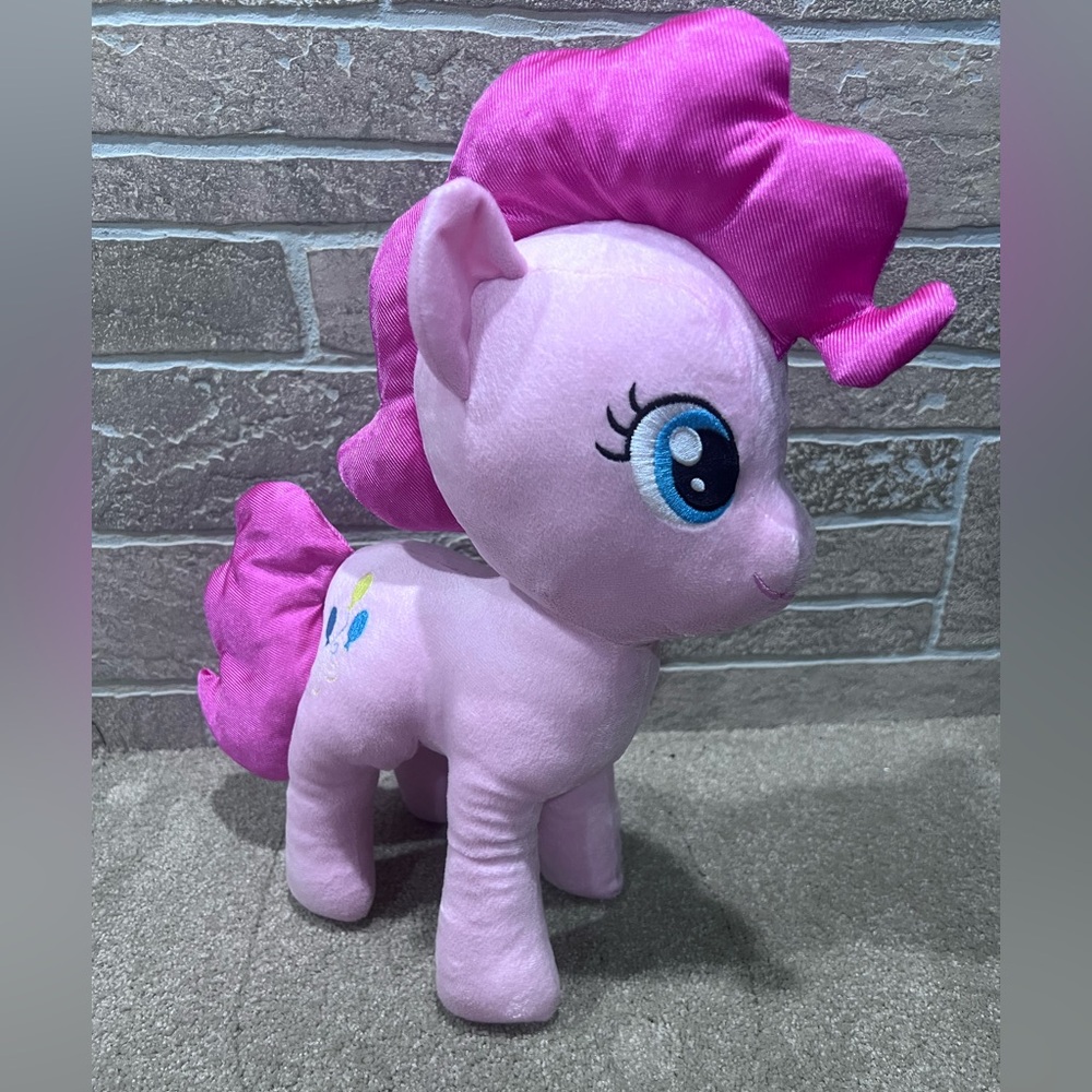 EUC! 2020 Hasbro My Little Pony Brand “Pinkie Pie” 15 Inch Tall Plush